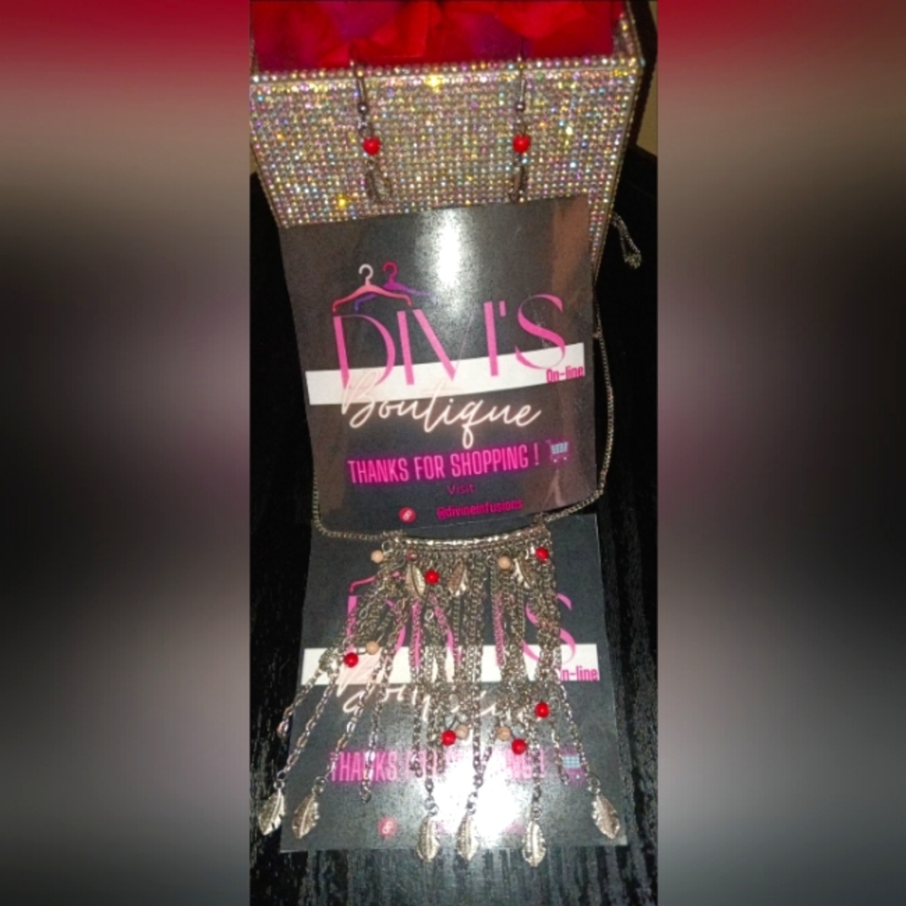 Necklace & Earring Set